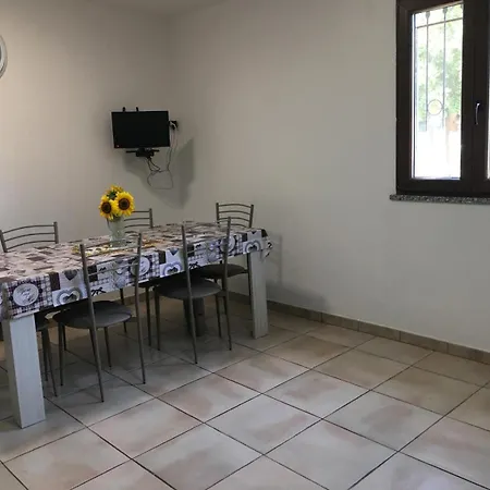 Casa Francesco Tatil Evi Assemini